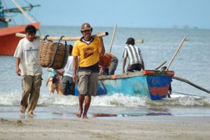 Polisi Diminta Atasi Bom Ikan