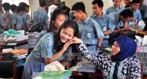 1.800 Guru Honorer Belum Dapat SK Sertifikasi