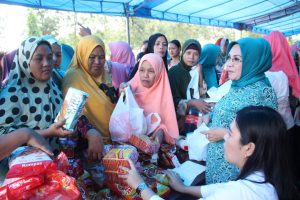 Tekan Inflasi Jelang Lebaran, Pemkab Konsel Gelar Pasar Murah