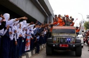 Diarak Keliling Makassar, Masyarakat Bersukacita Sambut Adipura