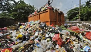 Volume Sampah di Kendari Meningkat