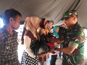 Tiga Desa Dapat Sembako Gratis Dari Kodim 1416/Muna