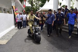 Sulsel Siap Jadi Pelopor di Luar Jawa–Gubernur SYL Uji Coba Kendaraan Listrik