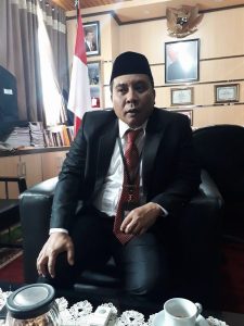 Asrun-Hugua Resmi Mendaftar di KPU Sultra