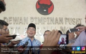 Ditinggal PDIP, Ridwan Kamil Maju Pilgub Jabar Bersama UU