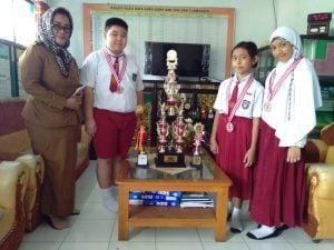 SDN 3 Lamokato Sabet Juara Umum