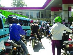 Langka, BBM Bersubsidi di Kendari