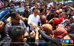 Bawaslu Sarankan Jokowi Sewa Pesawat