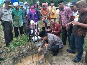 Letakan Batu Pertama, Yusran A. Silondae Diapresiasi Warga