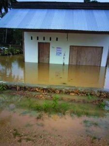 Hujan Beberapa Jam ,Puluhan Rumah Warga Terendam Banjir di Mubar