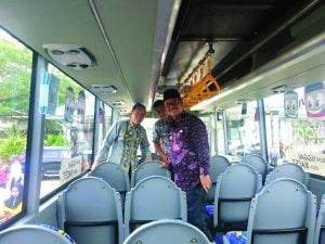 Pemda Konsel Dapat Bantuan Tiga Bus Sekolah dari Kemenhub