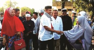 Bukber di Lorong LM Rusman Emba, LM Rajiun Tumada : Satukan Adat dan Budaya Muna Fato Ghoerano