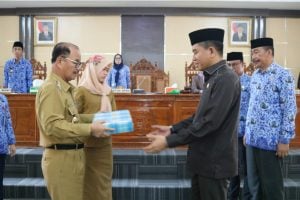 DPRD Konsel Gelar Paripurna Penyerahan LKPJ