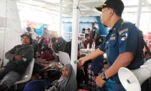 Antisipasi Calo, Pengawasan Penumpang Kapal Ferry Kolaka – Bajoe Semakin Diperketat