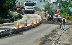 Pemkab Bombana Beton Ruas Jalan Ibu Kota