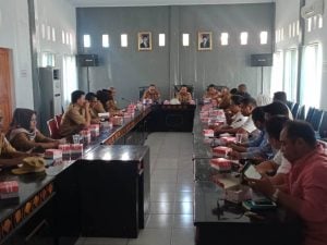 Sekda Butur Pimpin Rapat Evaluasi Pemerintahan