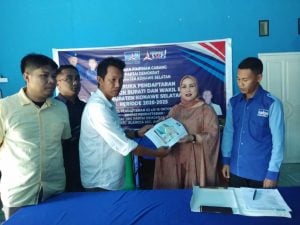 Surunuddin Jadi yang Pertama? –Kembalikan Berkas Formulir Calon Bupati ke Demokrat