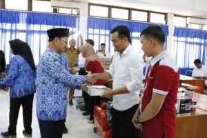 Empat Kelompok Usaha di Konsel Terima Bantuan TKM