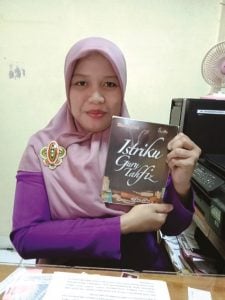 Vivi Evira, Penulis Buku Asal Kolaka Ingin Terus Berkarya