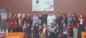 Komsas dan HMPS Bahasa Indonesia USN Helat Seminar Nasional