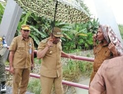 Bupati Bachrun Perintahkan PUPR Segera Perbaiki Tanggul Jebol