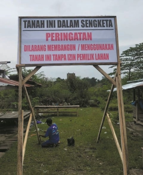 Sengketa Lahan Pasar Wakuru, Warga Pasang Plang Peringatan